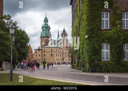 Il Castello Reale di Wawel e Vista Cattedrale, Cracovia in Polonia Foto Stock