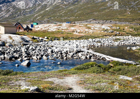 Ataa Campo Estivo, della Groenlandia. Ataa Campo è situato nel nord della Groenlandia a circa cinque ore di navigazione da Ilulissat, in una splendida baia che è l'ideale Foto Stock