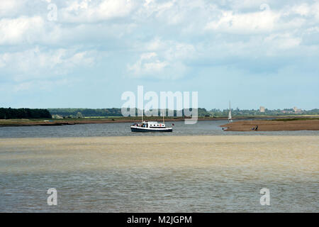 Signora Firenze tourist gite sul fiume minerale, Suffolk, Regno Unito. Foto Stock