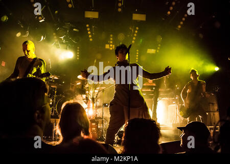 Gary Numan esegue presso la sala da ballo Teragram a Los Angeles come parte del Tour Savage, 2017 Foto Stock