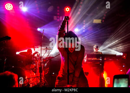 Gary Numan esegue presso la sala da ballo Teragram a Los Angeles come parte del Tour Savage, 2017 Foto Stock