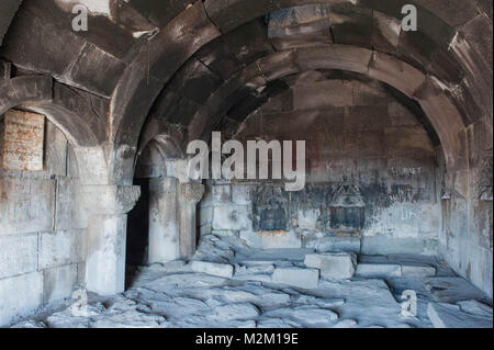 Vista interna del Orbelian's Caravanserai nel Vayots Dzor Provincia di Armenia. Foto Stock