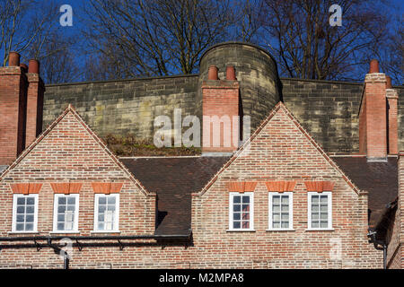 Tini di filtrazione Yard Museum di Nottingham, UK. Foto Stock