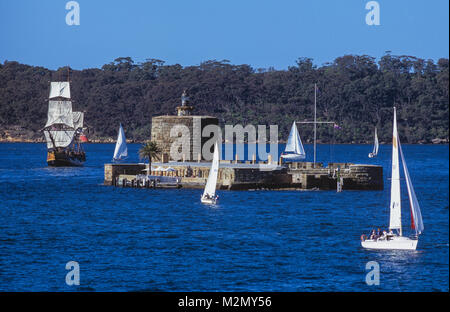 Fort Denison a Sydney, in Australia. La piccola isola di fort è un ex carcerato sito penale sul Porto di Sydney, a 1 km a est di Sydney Opera House. Foto Stock