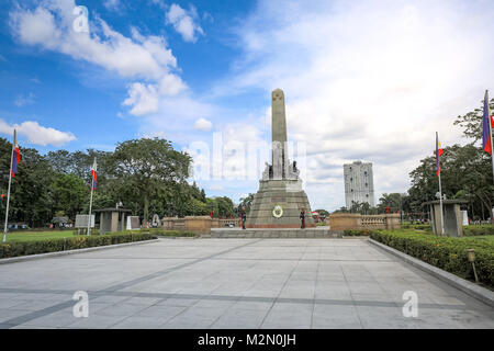 Manila, Filippine - Febbraio 4, 2018 : Monumento in memoria di Jose Rizal(eroe nazionale) a Rizal Park di Metro Manila Foto Stock