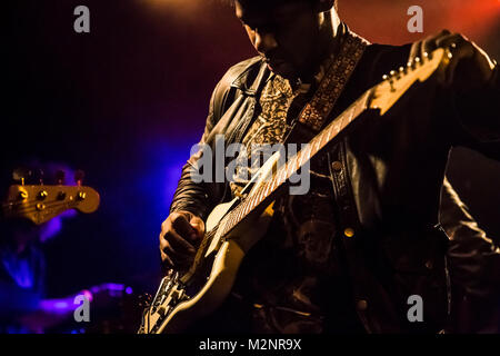 Curtis Harding esegue a Los Angeles, 2017 Foto Stock