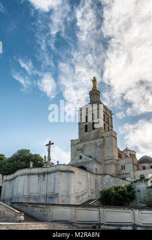 Francia, Provenza, Vaucluse, Avignone, Cattedrale di Notre Dame, a Place du Palais, Foto Stock