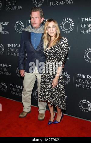 New York, NY, STATI UNITI D'AMERICA. 8 febbraio, 2018. Thomas Haden Church, Sarah Jessica Parker presso gli arrivi per una serata con il cast di HBO il divorzio, il Paley Centre for Media, New York, NY Febbraio 8, 2018. Credito: Jason Mendez/Everett raccolta/Alamy Live News Foto Stock