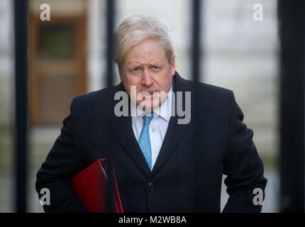 Segretario di Stato per gli affari esteri, Boris Johnson, a Downing Street per una riunione del gabinetto Foto Stock