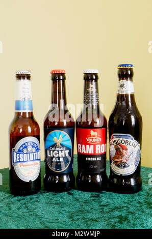 Selezione o assortimento di inglese birre Bottlede Foto Stock