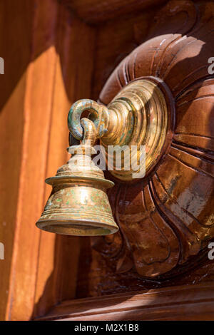 Singapore Asia Febbraio 8, 2018 porta dettaglio presso il Tempio di Sri Mariamman in Singapore Chinatown. Foto Stock