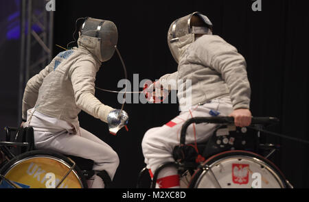 Varsavia, Polonia - 25 febbraio 2017: Sabre de Wolodyjowski, Internazionale di scherma Scherma Federazione Cup in mens spada FIA in Politechnika Warszawska Foto Stock