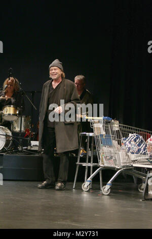 Volker Lechtenbrink, Fotoprobe zur Urauffuehrung von 'Leben, così wie ich es mag' Ernst-Deutsch im-teatro, Amburgo, 29.10.2014 Foto Stock