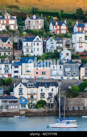 Inghilterra, Devon, Dartmouth, River Dart e dello Skyline di Dartmouth Foto Stock