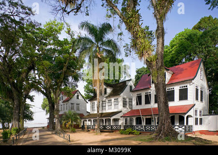 Il Suriname, Paramaribo, case storiche vicino al Old Fort Zeelandia chiamato. Foto Stock