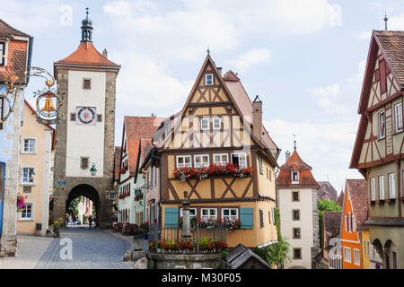 In Germania, in Baviera, la Strada Romantica, Rothenburg ob der Tauber, Plonlein e Siebersturm Tower Foto Stock