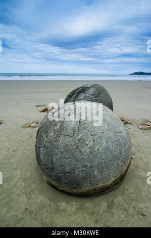 Moeraki Boulders, Koekohe Beach, Isola del Sud, Nuova Zelanda Foto Stock
