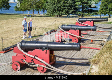 Baltimore, Maryland, fiume Patapsco, porto, monumento nazionale e santuario storico di Fort McHenry, banner Star Spangled, inno nazionale, Francis Scott Key, vista di Foto Stock