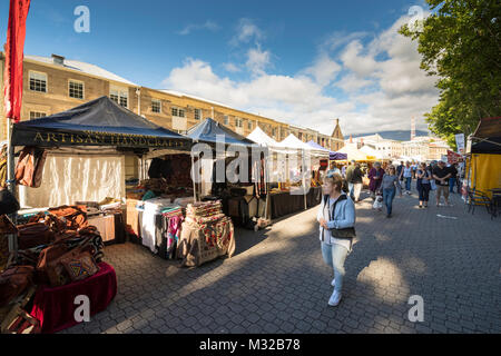 Mercato di Salamanca è un mercato di strada in Salamanca Place, Hobart, Tasmania, Australia Foto Stock