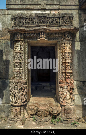 Polo monumento in foresta, Vijayanagar, Sabarkantha, Gujarat, India, Asia Foto Stock