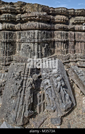 Monumento nella foresta di Polo, Vijayanagar, Sabarkantha, Gujarat, India, Asia Foto Stock