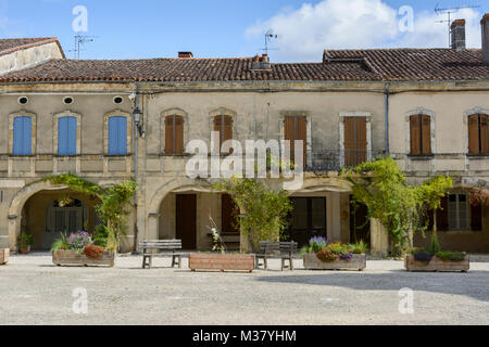 Labastide-d'Armagnac - un tradizionale bastide fortificata città nel dipartimento delle Landes, Nouvelle-Aquitaine, sud-ovest della Francia Foto Stock