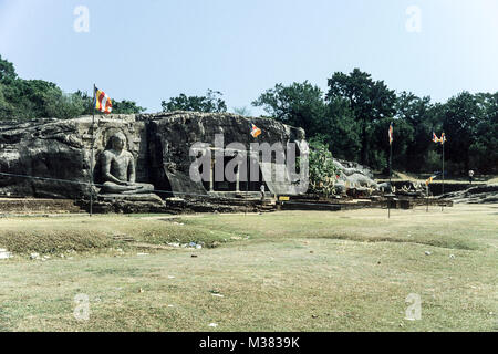 Il Gal Vihara o Gal Viharaya e originariamente il Uttararama è una roccia Tempio del Buddha situato nell'antica città di Polonnaruwa in Sri Lanka. Foto Stock