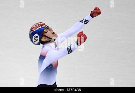 Gangneung, Repubblica di Corea. 10 Febbraio, 2018. Hyojun Lim (KOR) celebra vincendo la finale. Short track. Gangneung ice arena. Pyeongchang2018 Olimpiadi invernali. Gangneung. Repubblica di Corea. 10/02/2018. Credito: Sport In immagini/Alamy Live News Foto Stock