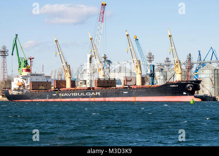 Mare NAVIBULGAR petroliere nel porto di bulgaria 09.02.2018 Foto Stock