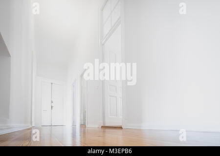 Appartamento bianco , stanza vuota recentemente rinnovato - Interni - Foto Stock