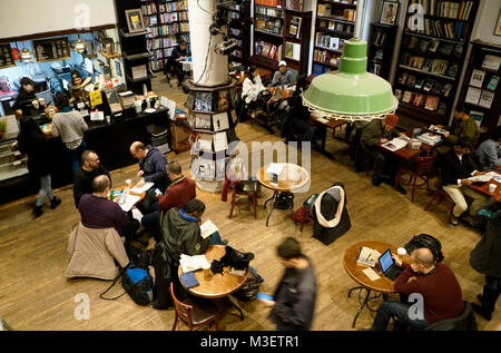 Vista interna ospita lavori Bookstore Cafe.Soho.Manhattan.New York City.USA Foto Stock