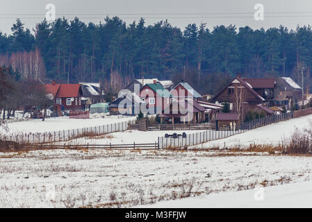 Soce villaggio sulla cosiddetta Terra di ante aperte del sentiero, famoso per la sua architettura tradizionale nel Voivodato Podlaskie del nord-est della Polonia Foto Stock