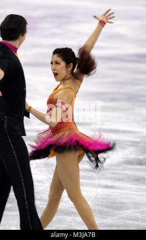 Gangneung, Corea del Sud. Xi Febbraio, 2018. KANA MURAMOTO e CHRIS REED del Giappone in azione durante il Team danza su ghiaccio, breve rassegna di danza a Gangneung Ice Arena durante il 2018 Pyeongchang Giochi Olimpici Invernali. Credito: Scott Kiernan Mc/ZUMA filo/Alamy Live News Foto Stock