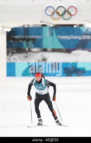 Pyeongchang, Corea del Sud. Xi Febbraio, 2018. La Germania Benedikt Doll compete durante uomini 10km sprint caso di biathlon a 2018 PyeongChang Giochi Olimpici Invernali a Alpensia Centro Biathlon, PyeongChang, Corea del Sud, 11 febbraio, 2018. Credito: Bai Xuefei/Xinhua/Alamy Live News Foto Stock