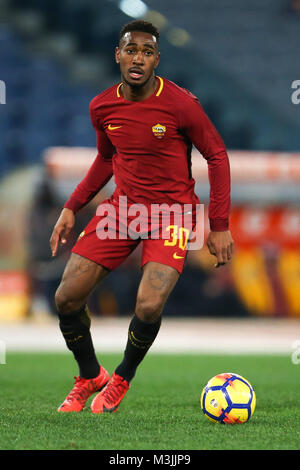 Roma, Italia. Xi Febbraio, 2018. Stadio Olimpico di Roma, Italia; di calcio della Serie A, Roma rispetto a Benevento; Gerson Roma controlla il credito a sfera: Giampiero Sposito/Alamy Live News Foto Stock