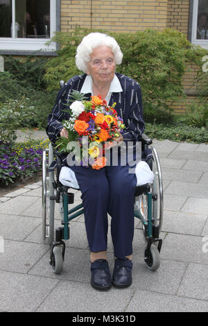 95. Geburtstag der Volksschauspielerin Heidi Kabel, Seniorenstift der Ernst-und-Claere-Jung-Stiftung Hamhurg, 27.08.2009, Heidi Kabel Foto Stock