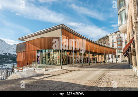 Architettura nel centro di St.Moritz, Grigioni, Svizzera Foto Stock