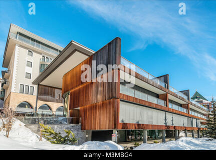 Architettura nel centro di St.Moritz, Grigioni, Svizzera Foto Stock