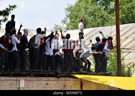 Gli studenti del Kashmir protesta, Kashmir, India, Asia Foto Stock