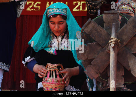 Le donne del kashmir celebrando Chandigam, Kashmir India, Asia Foto Stock