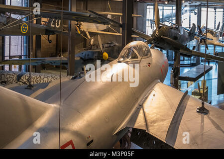 Berlino, Germania - Febbraio, 2018: aeroplani a aviation exhibition all'interno il Museo Tedesco della Tecnologia (Deutsche Technikmuseum Berlin (DTMB)) Foto Stock