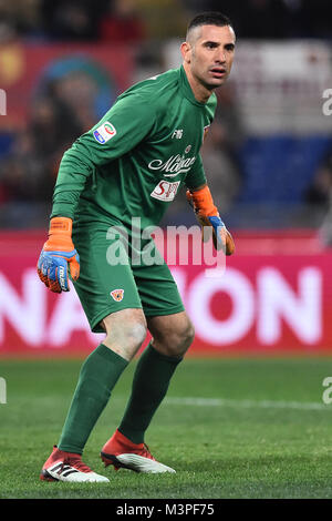 Roma, Italia. 12 Feb, 2018. Serie A Roma Benevento-Olimpic Stadium-Rome - 11 feb 2018 Nella foto Cristian Puggioni Foto fotografo01 Credit: Indipendente Agenzia fotografica/Alamy Live News Foto Stock