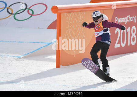 Pyeongchang, Corea. Xi Febbraio, 2018. Snowboarder ceca Sarka Pancochova durante il giro di formazione entro il 2018 Olimpiadi invernali di Pyeongchang, Corea del Sud, 11 febbraio 2018. Credito: Michal Kamaryt/CTK foto/Alamy Live News Foto Stock