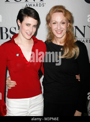 Xanthe Elbrick & Jan Maxwell frequentando il 2007 Tony Awards incontrare i candidati premere ricezione presso il Marriott Marquis Hotel di New York City. Maggio 16, 2007 Credit: Walter McBride/MediaPunch Foto Stock