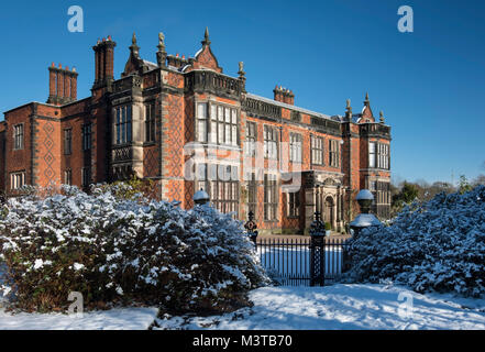 Arley Hall in inverno, Arley, vicino a Knutsford, Cheshire, Inghilterra, Regno Unito Foto Stock