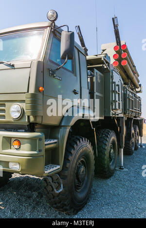 Formazione KADAMOVSKIY MASSA, ROSTOV REGIONE, Russia, 26 AGOSTO 2017: militare internazionale forum tecnico "esercito-2017". Russo anti moderni aeromobili, Foto Stock