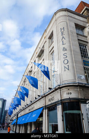 Guarisce & Figlio department store su Tottenham Court Road, Londra, Regno Unito Foto Stock