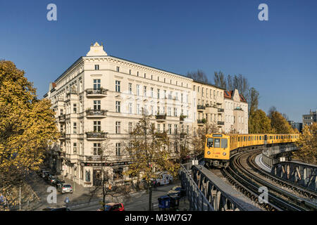 Schlesisches Tor, U1, U-Bahn, Kreuzberg di Berlino Foto Stock