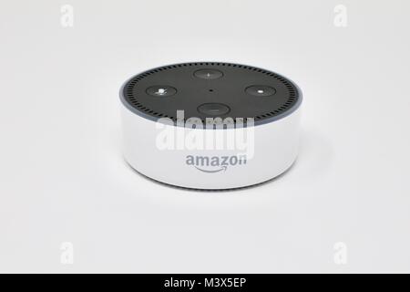 Amazon Eco Dot Foto Stock