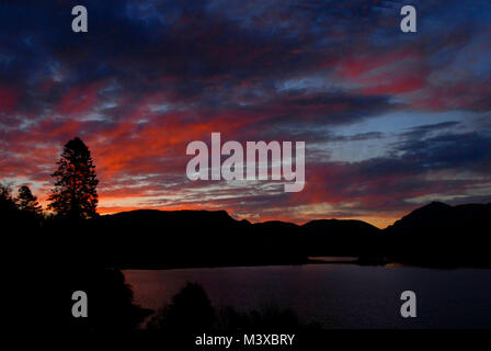 Alba sul Loch Awe, Argyll, Scozia Foto Stock